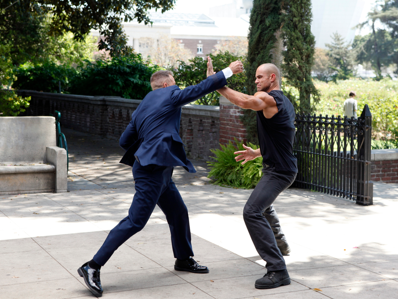 Illustration for article titled 10 Reasons Why You Should Be Watching Marvel's Agents of SHIELD